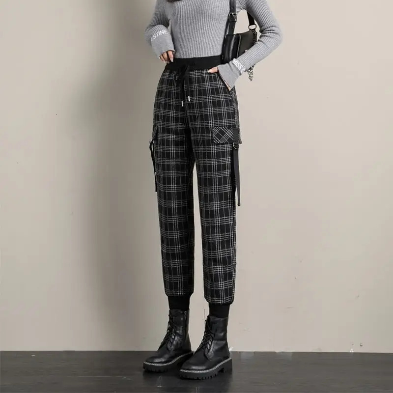 Womens outerwear autumn winter extreme cold in winter. Harbins thick velvet small plaid coat and cotton pants Z260314