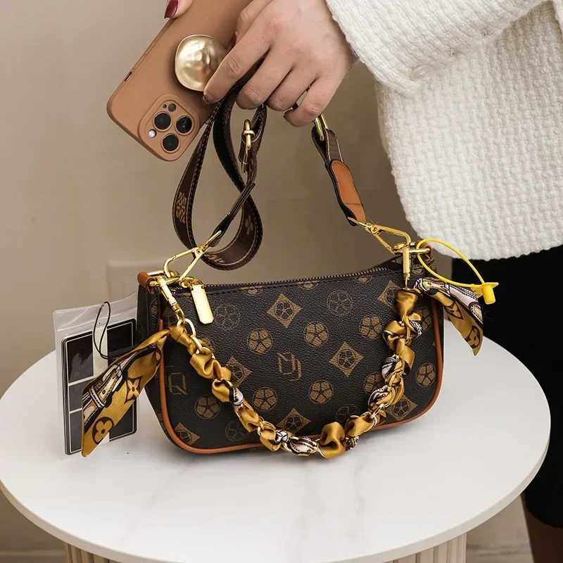 2025 New Monogram Colorblock Womens Bag - Streamer Chain Decor Stylish Small Square Design Trendy Crossbody/Shoulder BagW251119