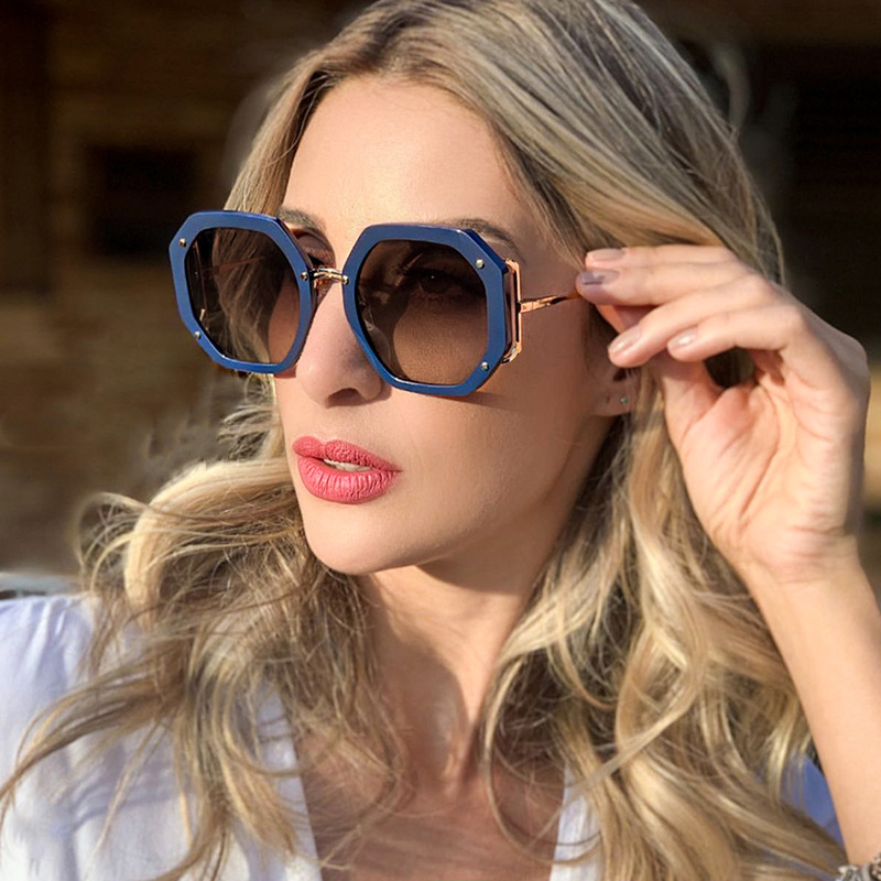 Designer Sunglasses For Women Oversized Frame Sunglasses Fashion Classic Sunglasses Luxury Polarized Goggle Pilot PC Frame Oversized UV400 Eyewear S88