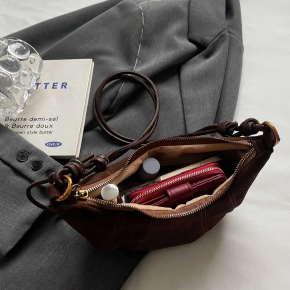 Velvet Material Zipper 2025 High Quality Shoulder Crossbody Bag Solid Color Simple Soft Western Style Handbag Retro Small Bag W250421