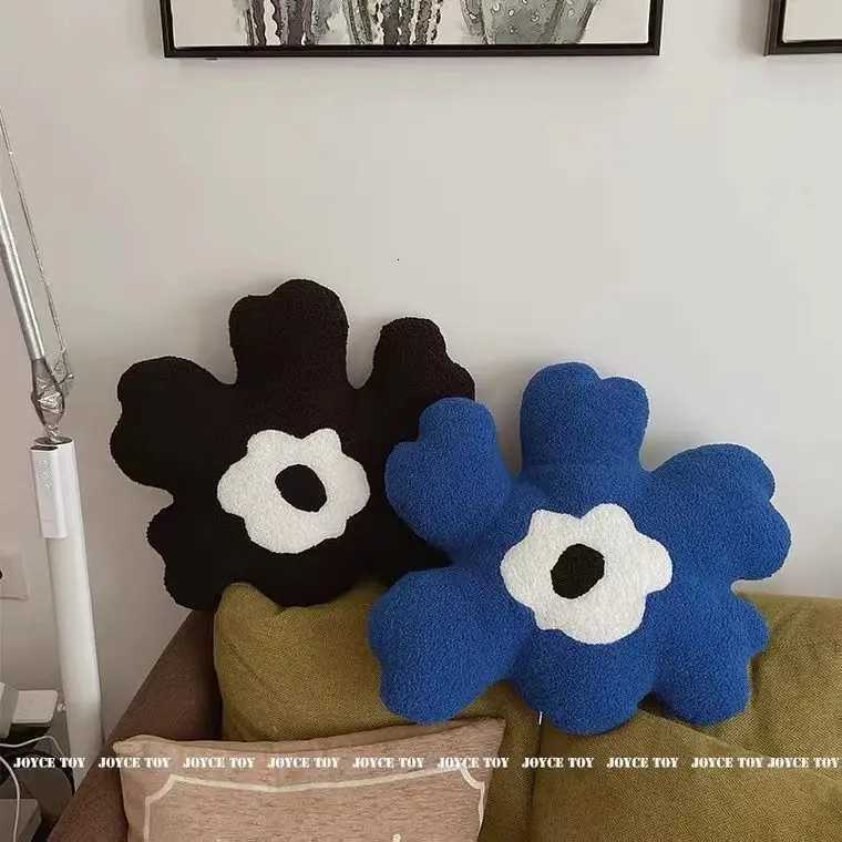 Nordic Cream Style Flower Creative Cushion Flower Sofa Sleep Bed Bedroom Comfort OrnamentsM251119
