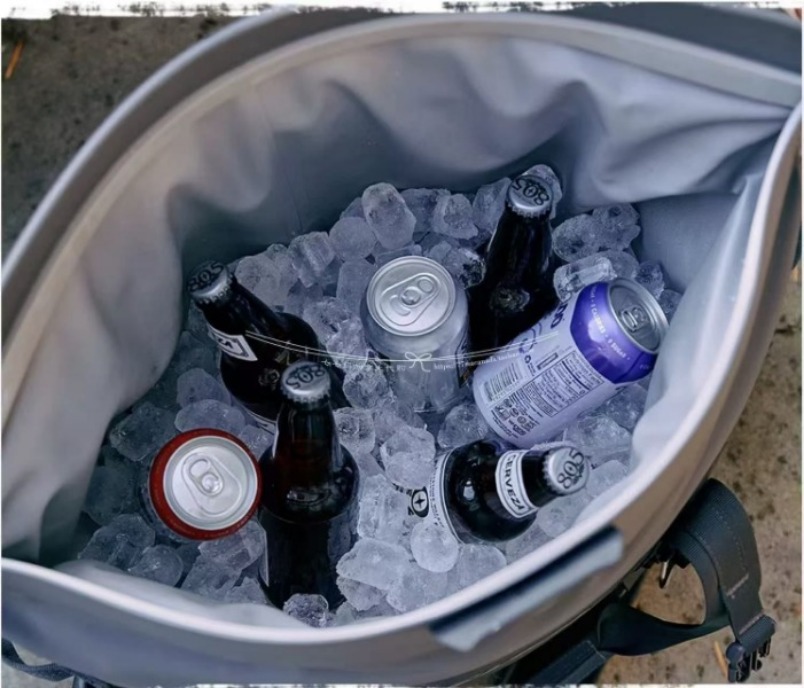 2026 New Mini Lunch Bags Insulated Soft Cooler Box Carry-All 40Oz Tumblers Cup, Crossbody Bag With Phone Pocket, Lightweight For Daily Use Free Shippi