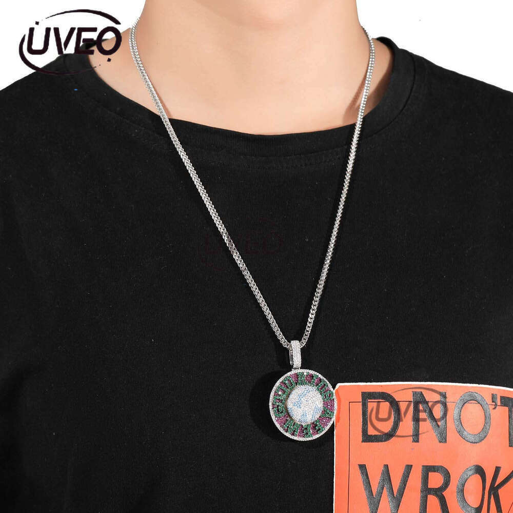 Luxury designer Ma Siwei's rotating hip hop pendant, sterling silver ice out of VVS Moissanite personalized hip hop trend men's and women�