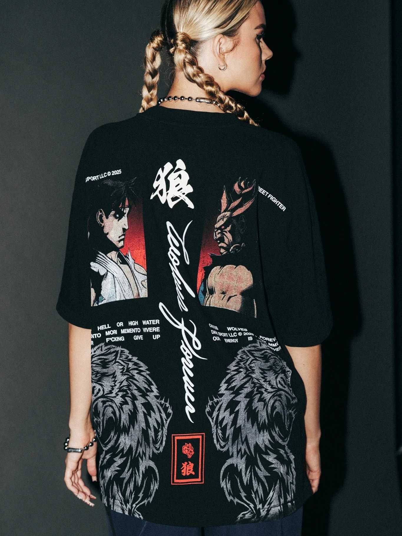 WOLVES CLUB STATION PREMIUM OVERSIZED T IN BLACK ANIME PRINTED Mens and Womens T-shirts Fashion Loose Sport Tops H250419