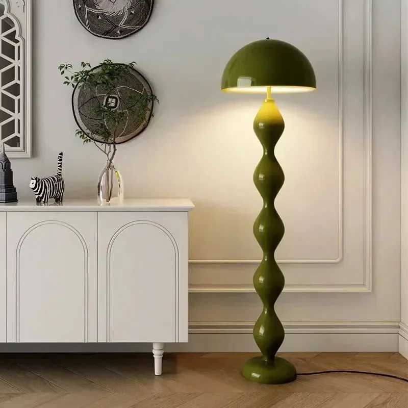 Black Iron Floor Lamp Mushroom Lamp Stand for Bedroom Bedside Sofa Corner Home Decoration Living Room Smooth Color Floor Light M251119