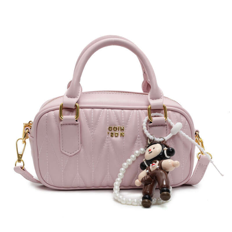 2025 new letter Korean version milk cute color series fashionable pleated diamond grid hand-held small square versatile shoulder bag