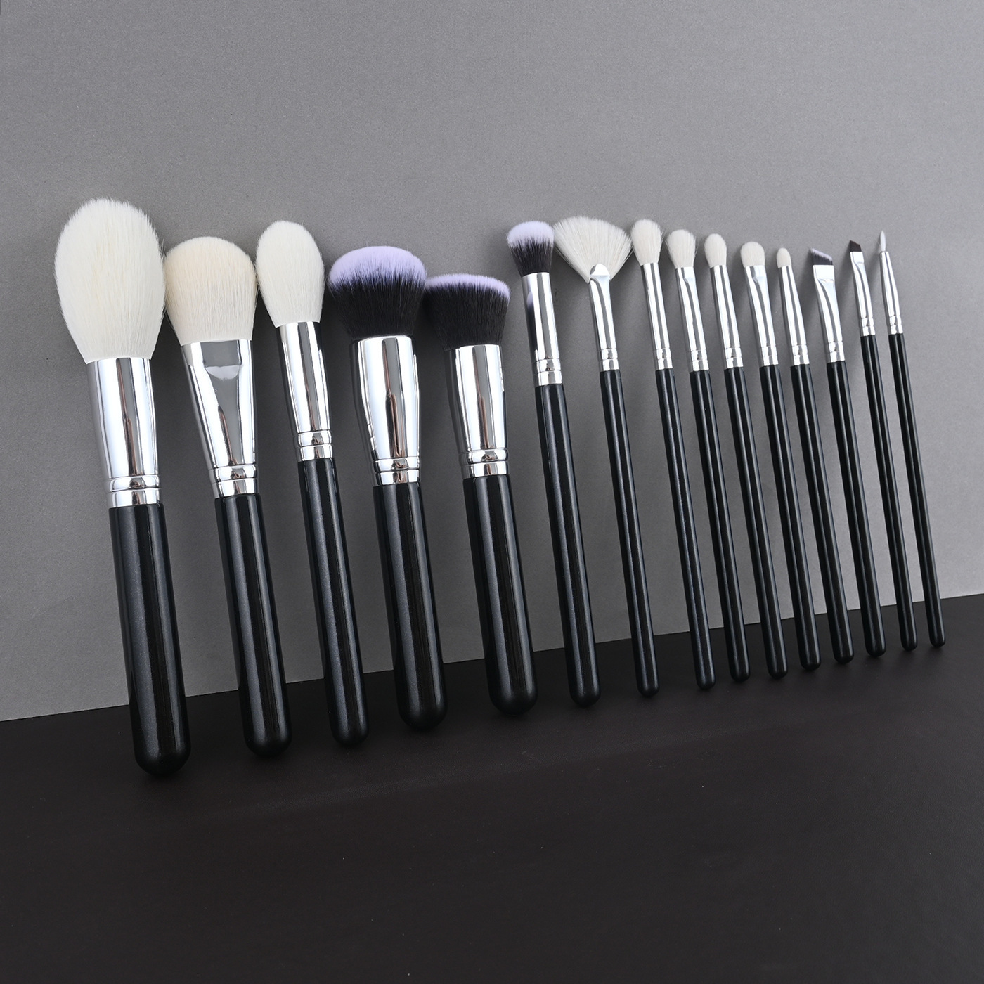 M series Makeup Brushes set Foundation Blush Eyeshadow Eye Make Up Brush Crease Smudge Concealer Cosmetic tool Professional 251110