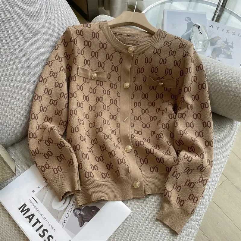 Tweed Style Metal Buckle Letter Jacquard Knitted Cardigan Jacket Autumn/Winter New Round Neck Single-Breasted Stylish Sweater Tr H251119