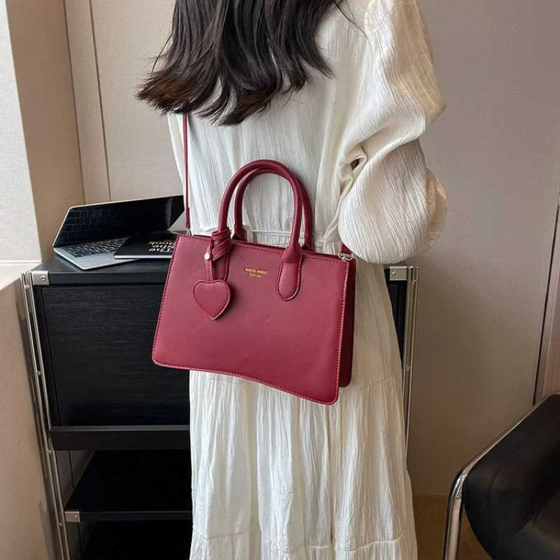 High-Quality Leather Shoulder Bag For Women Messenger Bag From Luxury Brand By Famous Desinger Popular Classic ElegantW251119