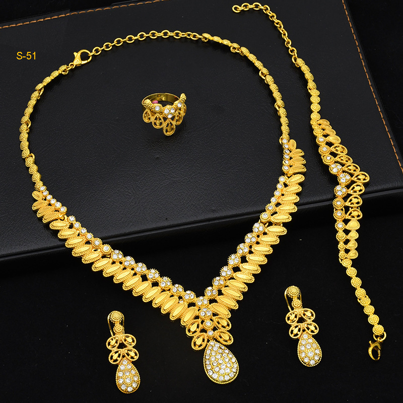 Latest Italian Womens Exquisite Jewelry Set Gold Womens Necklace Earrings African Big Jewelry Wedding Party Gift 241115