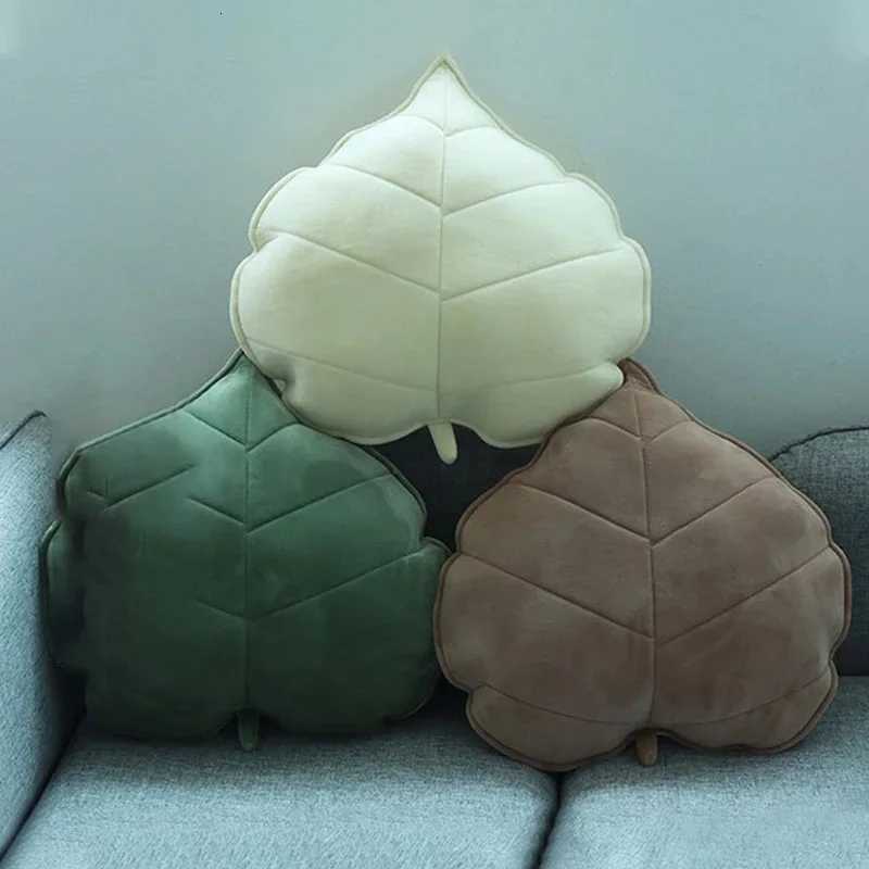13/50cm Nordic Style 3D Leaves Soft Simulation Leaf Cushion Bedroom Back Cushion Child Bed Decor Anti-Collision M251119