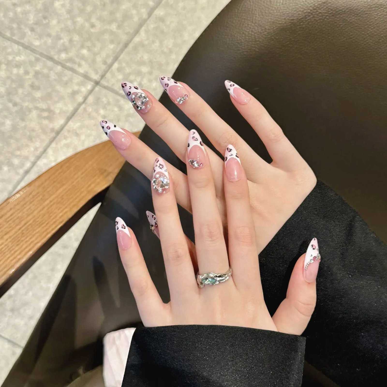 Handmade Press on Nails French Pink Leopard print Fake Nails for Women Girl Wearable Reusable Sweet Cool Long Almond False NailsT251118T251119