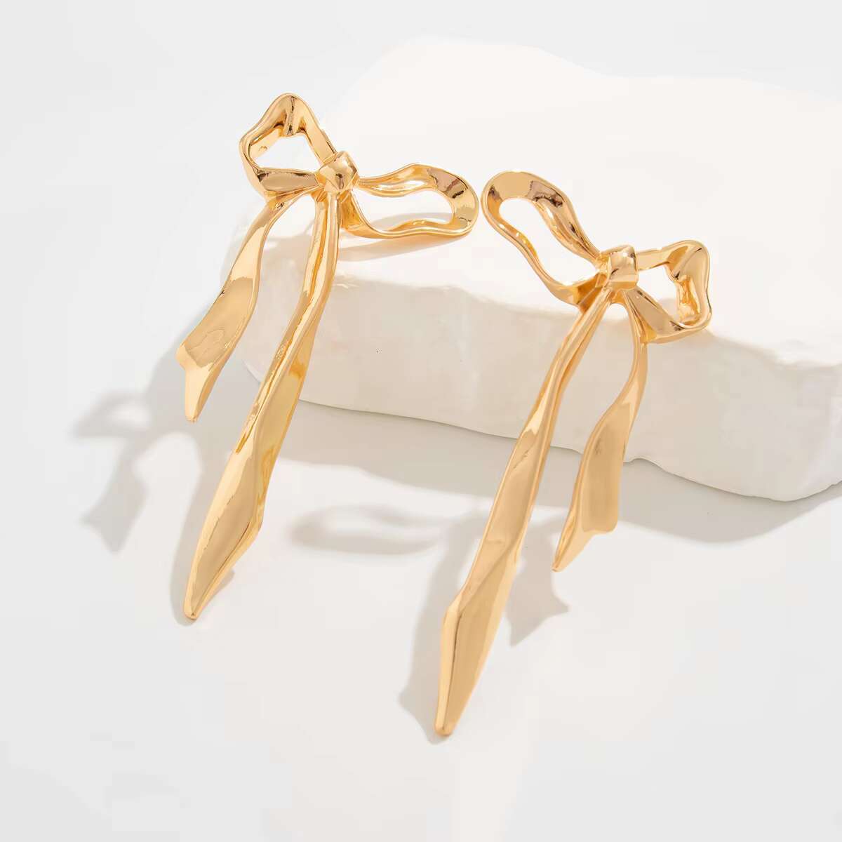 Cute Glossy Metal Large Bow Knot Stud Earrings Jewel for Women Trendy Ladies Fine Accessories on Ear Fashion Jewelry Female Gift
