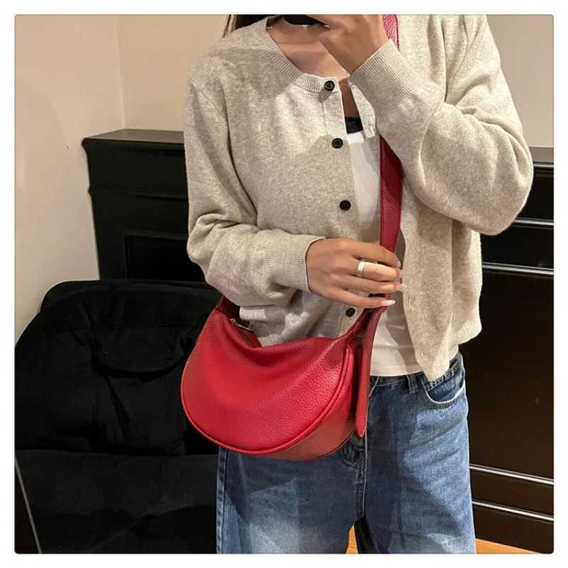 Stylish Womens Clutch Mini Bag Casual Simple Vintage Fashionable Trendy Design Letter Luxury MinimalistW251119