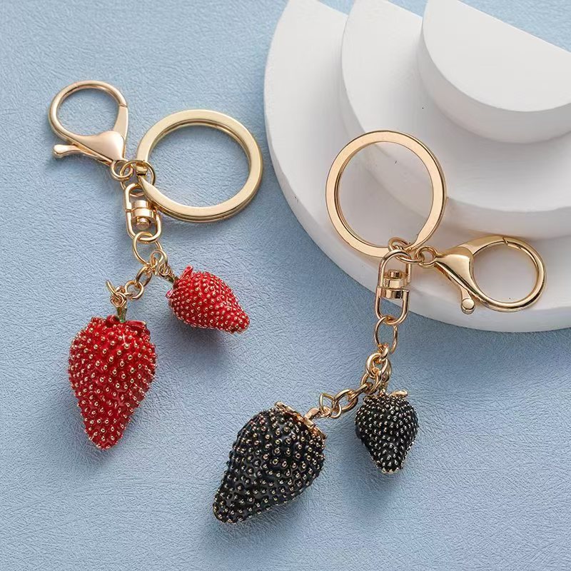 Factory Direct Strawberry Keychain - Creative Alloy Bag Pendant with Oil Painting Design Z260130