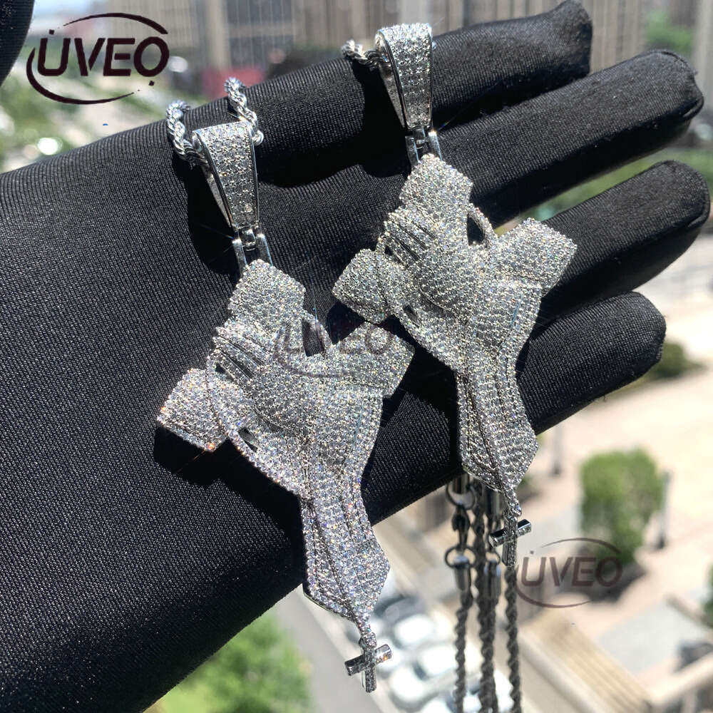 New Prayer Ice out vvs Moissanite Cross pendant Fashion trend Hip hop chic men's accessories Free shipping