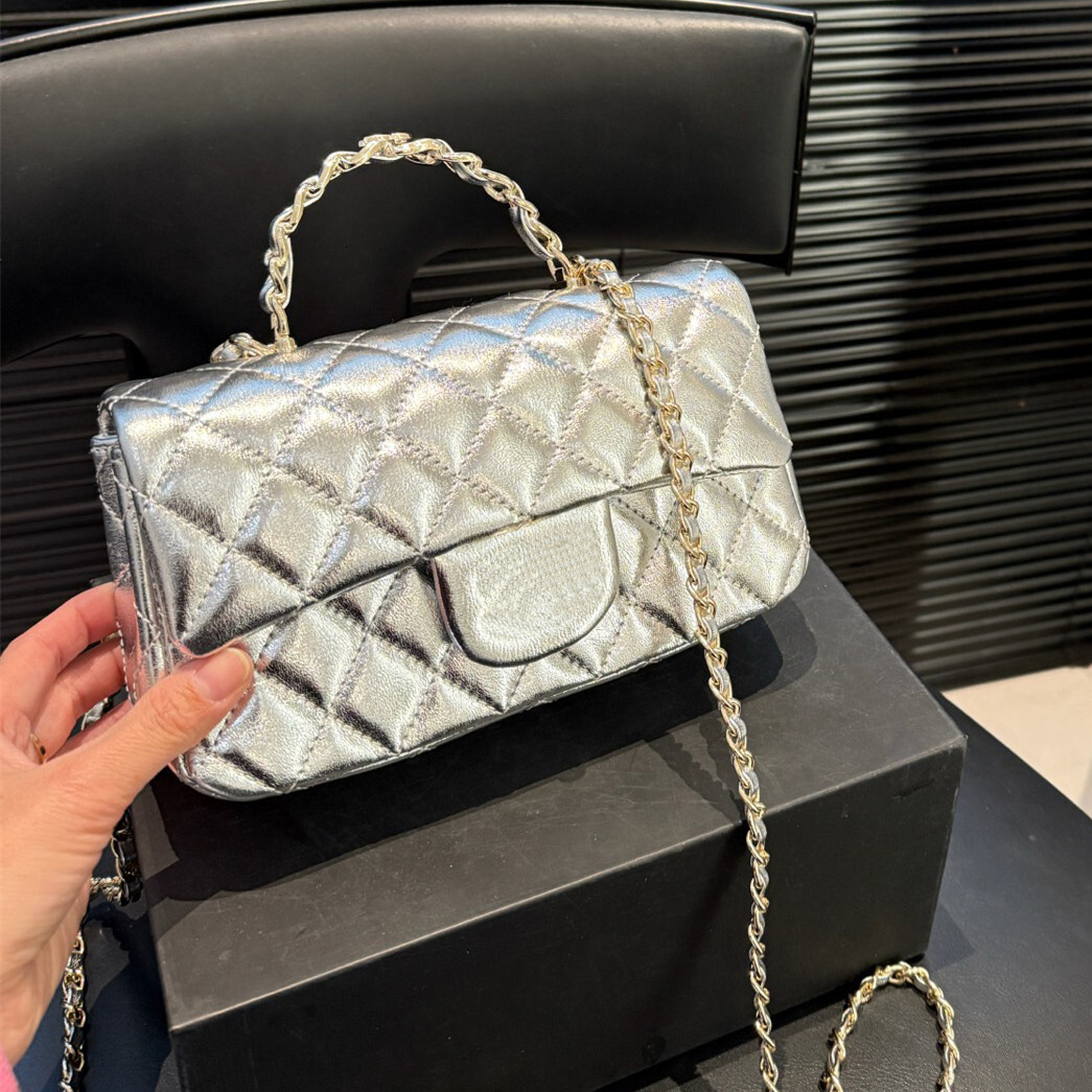 designer shoulder bags classic gold buckle classic flap diamond patterned chain shoulder strap sheepskinflap bag crossbody shoulder bag French luxury brand