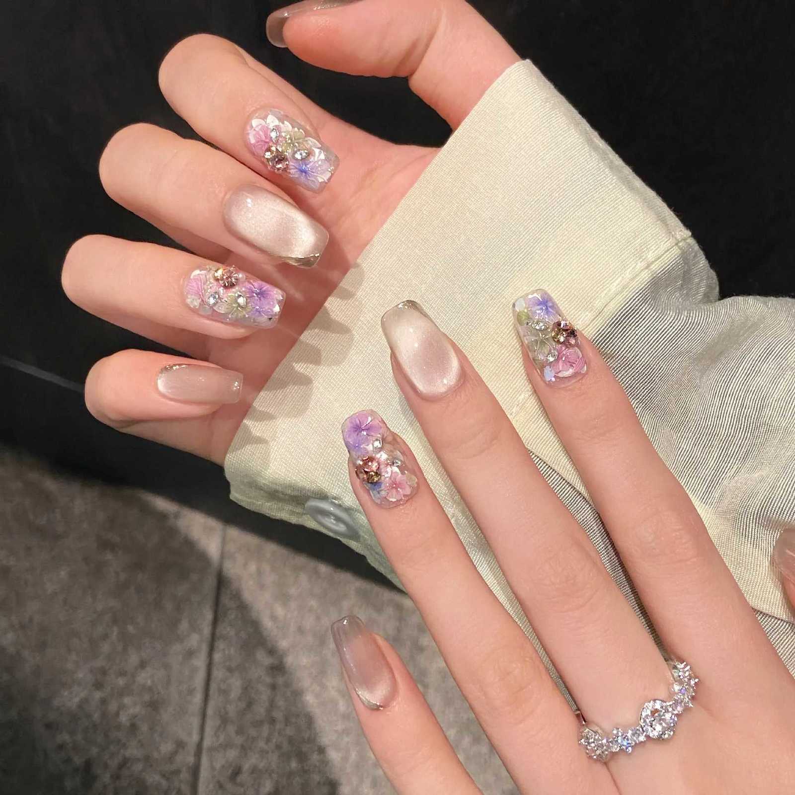 10pcs Short Square Handmade False Nail Art Cats Eye Design Press on Fake Nails Colorful Flower Full Cover Nail Tips ManicureT251118T251119