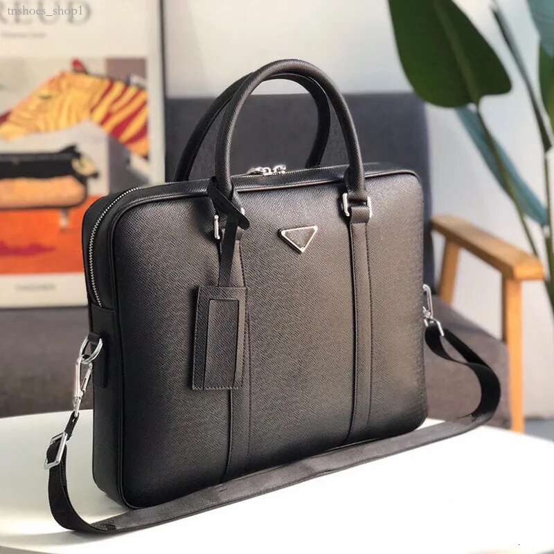 2025 designer bag Briefcase Men Business Package Hots Sale Laptop Computer Bag Leather Handbag Messenger High Capacity Shoulder Handbags Versati