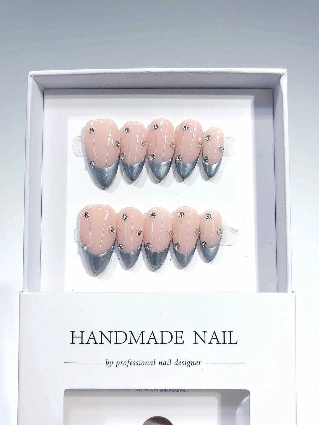 Glossy French-Style Small Diamond Almond-Shaped Fashion Nail Art B099T251118T251119