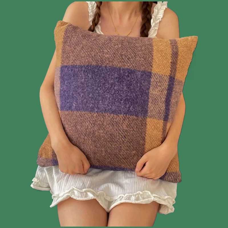 2025 A sheep wool throw cartoon small fresh throw living room bedroom 45x45cmM251119