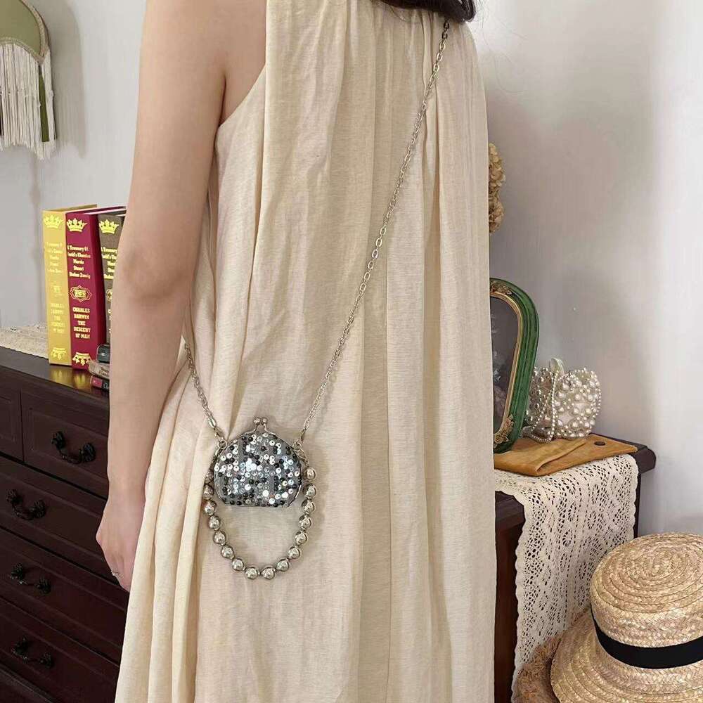 Fashionable luxurious sequin chain for women in 2025, new women's change lipstick bag, trendy and versatile one shoulder crossbody bag