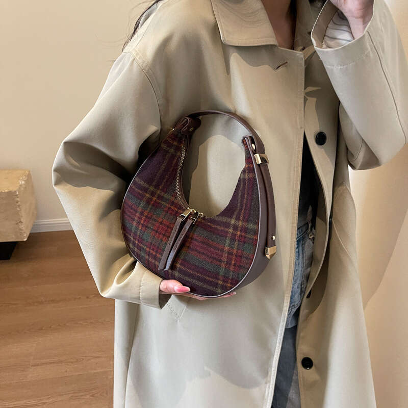 Women's 2025 autumn/winter new woolen small fashionable plaid hand-held crescent premium texture single shoulder armpit bag