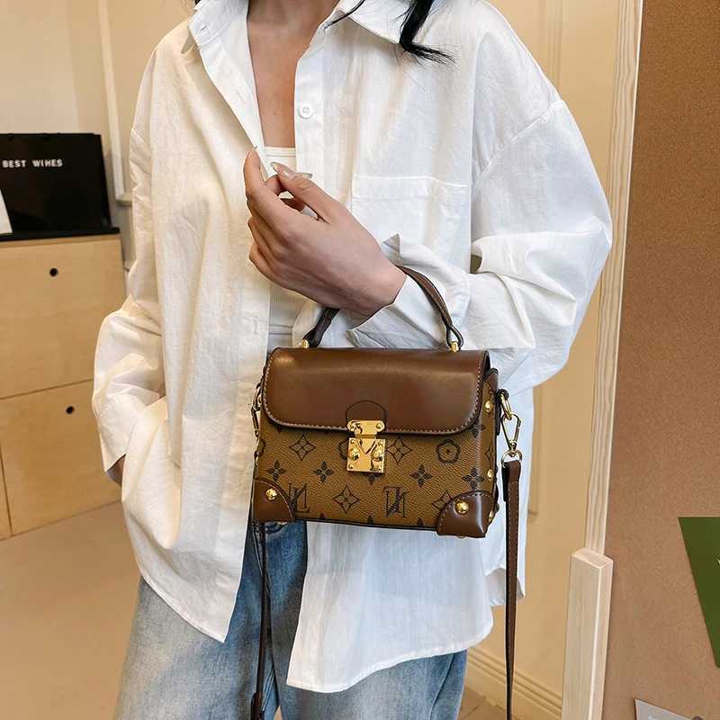 Water-Resistant Ladies Tote Bag Luxury Leather Crossbody Shoulder Handbag Womens Travel-Friendly PurseW251119