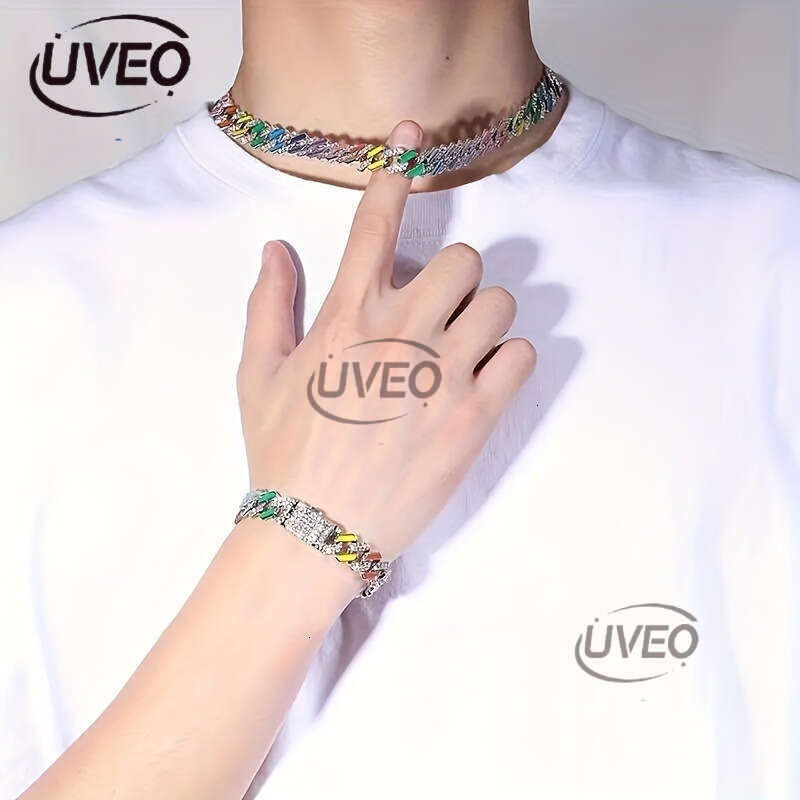 Hot selling fashion men geometric inlaid ice out VVS Moissanite Cuban men and women domineer rap necklace hip-hop collarbone chain Free delivery