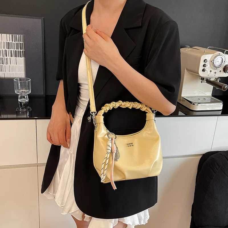 Exquisite Mini Box Crossbody Women Premium Caviar Grain Shoulder Purse Compact Gallery Hopping StatementW251119