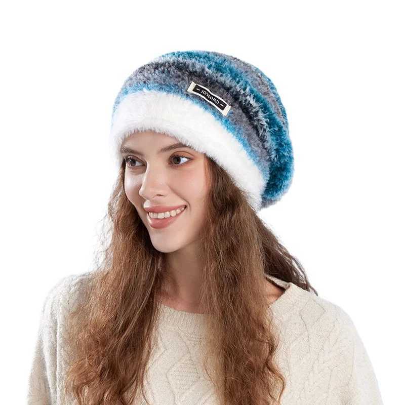 Plush Ombre Slouch Beanie for Women Soft Faux Fur Winter Hat with Ear Coverage Chic Gradient Knit Cap for Cold Weather G251119