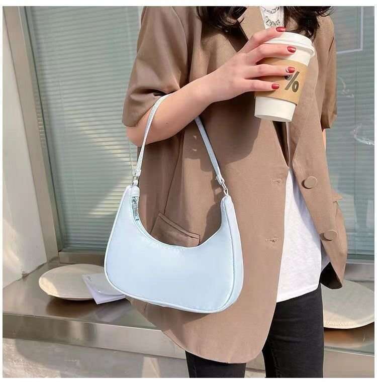 New small women's versatile handbag, shoulder Korean version, simple nylon fabric dumpling bag, armpit bag