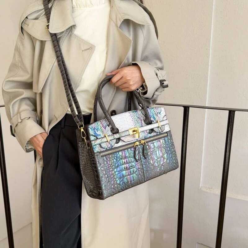 Fashionable Crossbody Bag For Women Designer Handbag Minimalist Solid Color Leather Clutch Vintage P Style