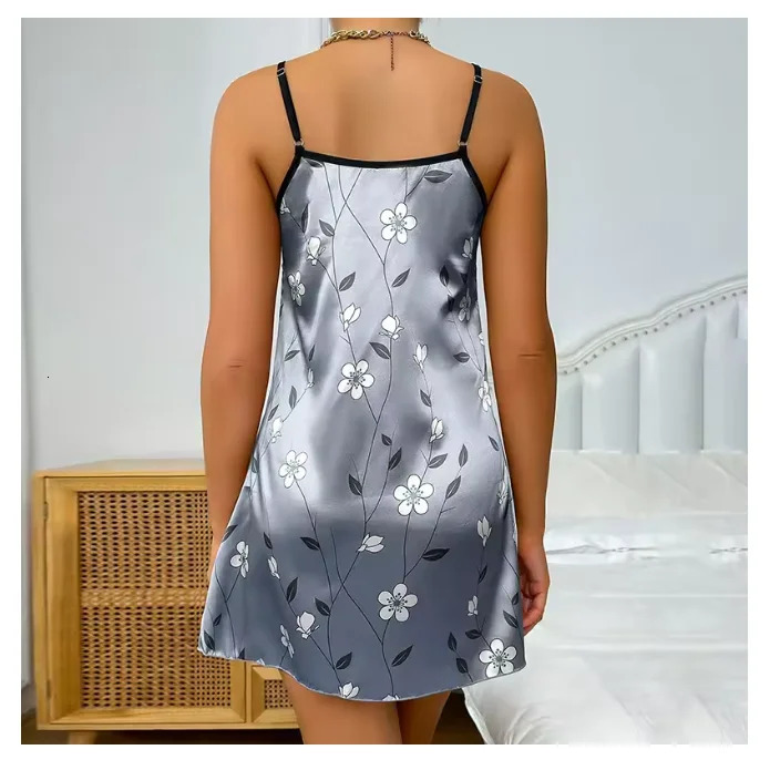 Womens sleepwear with satin floral print comfortable spaghetti strap ious slip y250417
