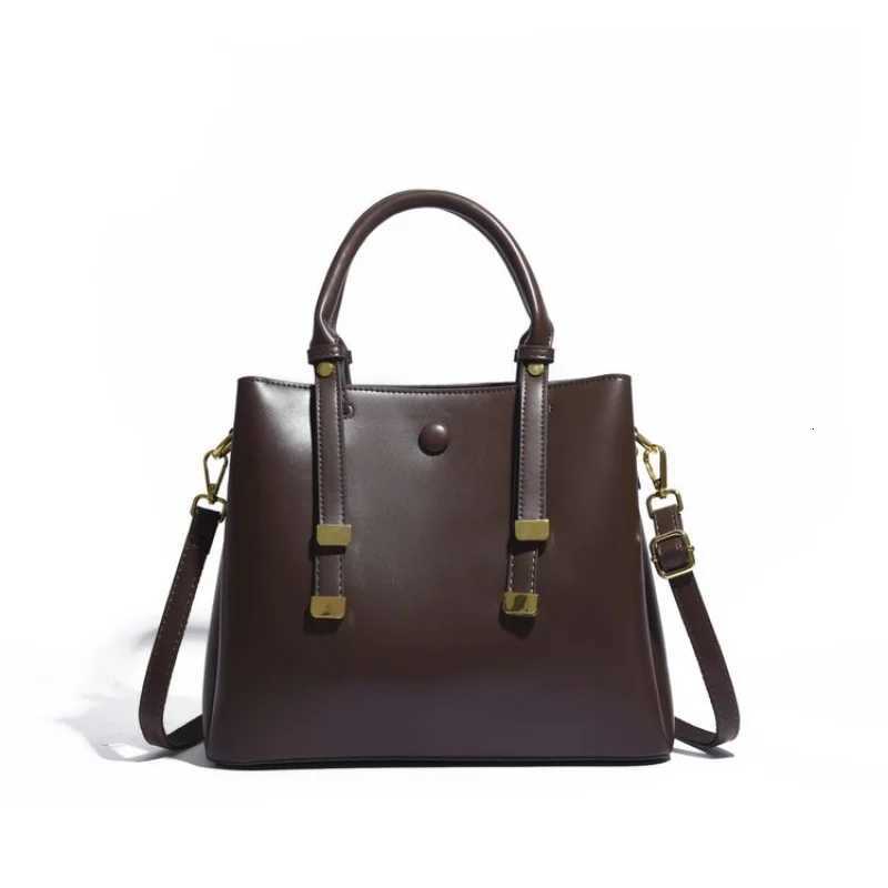 Stylish Mini Clutch Casual Simple Vintage Fashionable Crossbody Handbag Women Trendy Design With Letter LuxuryW251119