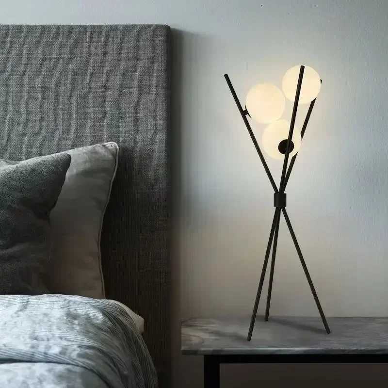 Nordic Designer Moon Standing Lamp Next To The Sofa in The Living Room Modern Minimalist Art Home Decoration LED Floor Lamp M251119