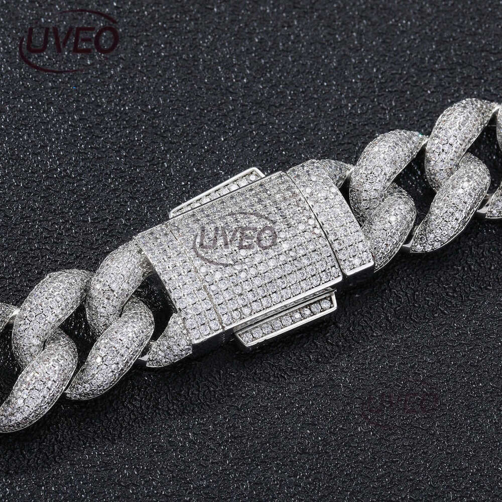 Luxury designer Necklace 18mm Foam Cuban chain spring buckle Ice Out VVS Moissanite Men's Hip Hop Necklace bracelet with free shipping
