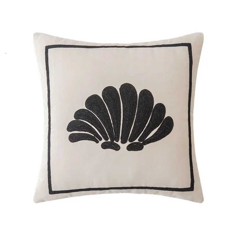 45x45cm Seashell Simple Throw Cover Black and White Velvet Cushion Cover Polka Dot case for Couch Sofa Home DecorM251119