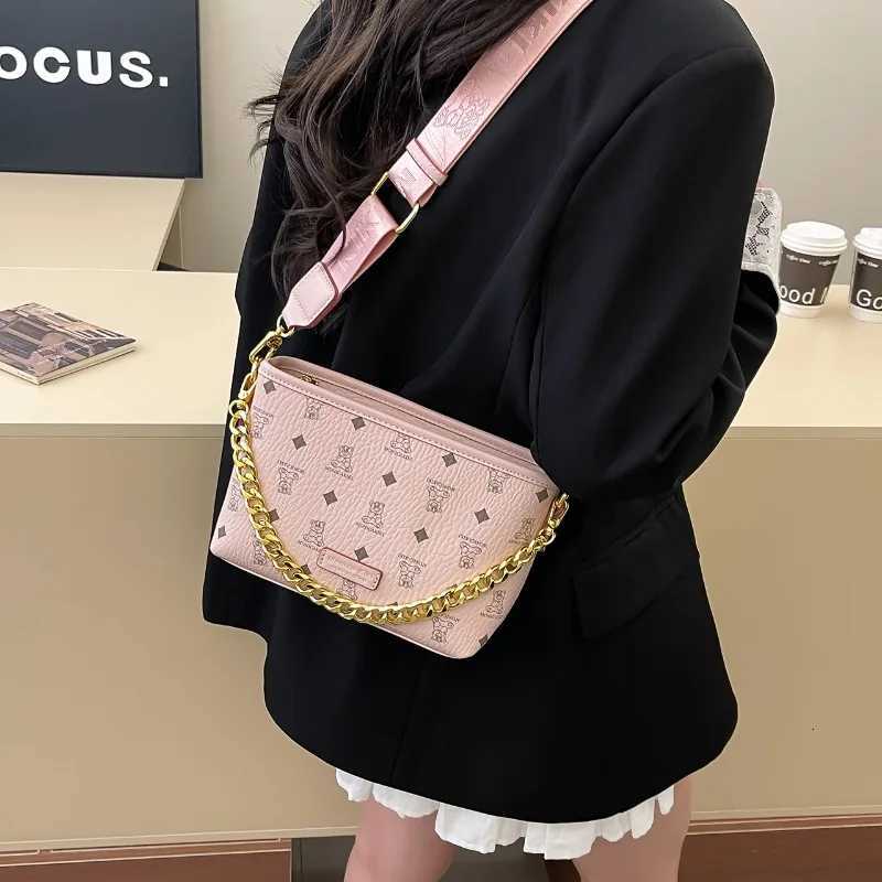 Paris Fashion Designer Elegant Handbag Classic Vintage Luxury Women Leisure Business Messenger Bag CapacityW251119
