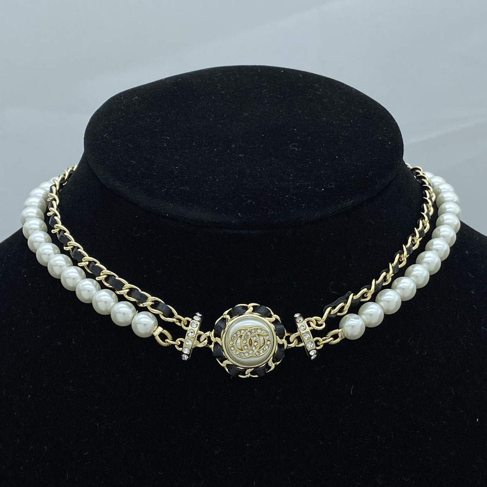 Designer New Necklace Double Layer Chain Bowknot Pendant Brass Copper High Quality Pearl Long Chain Diamond Matching Necklace High End Luxury Necklace Gifts
