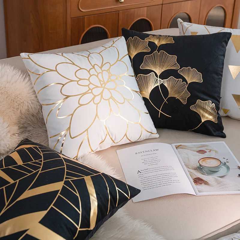 White Gold Leaves Throw Covers 18x18Gold Foil Stamping Decorative Cases Soft Velvet for Sofa Bed Home DecM251119