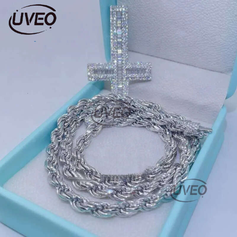 necklace moissanite chain Pendant Necklaces Whiote Gold Sier Vvs Moissanite Dia Iced Out Hip Hop Pass Tester Upside Down Cross