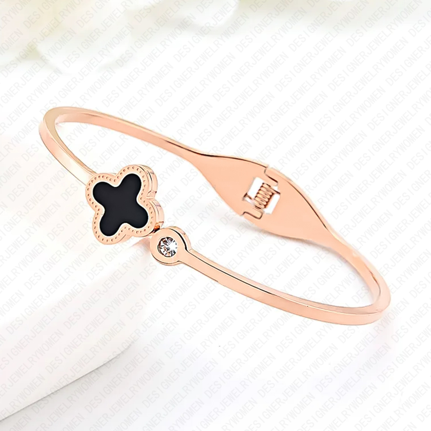 Designer Bracelet Bracelet for Women Stainless Steel 18K Gold Plated Bangle Shell Letter Bangles Luxury Jewlery Designer for Women Elegant Timeless Gi