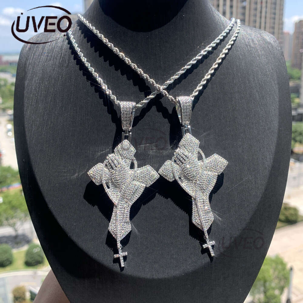 New Prayer Ice out vvs Moissanite Cross pendant Fashion trend Hip hop chic men's accessories Free shipping
