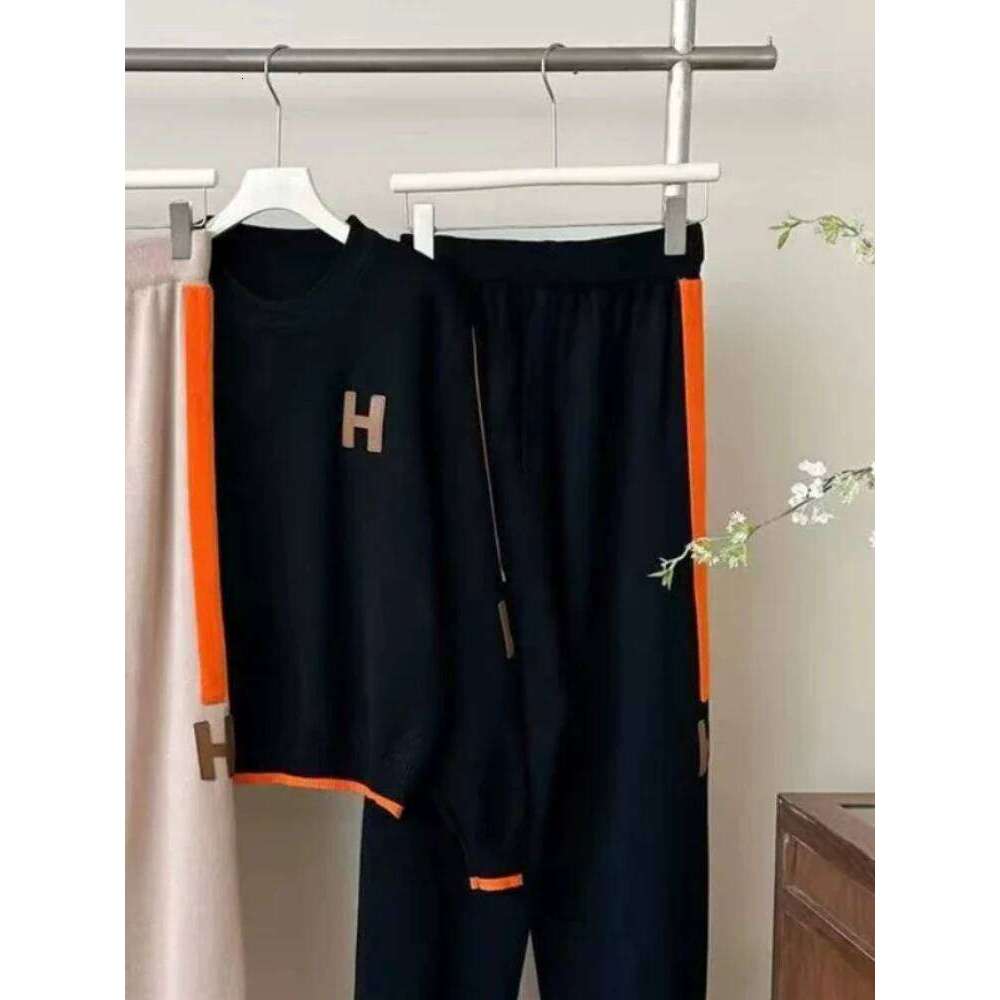 Spring And Autumn Round Neck Long Sleeve Knitted Shirt Top Loose Wide Leg Pants Elegant Women's Two Piece Set