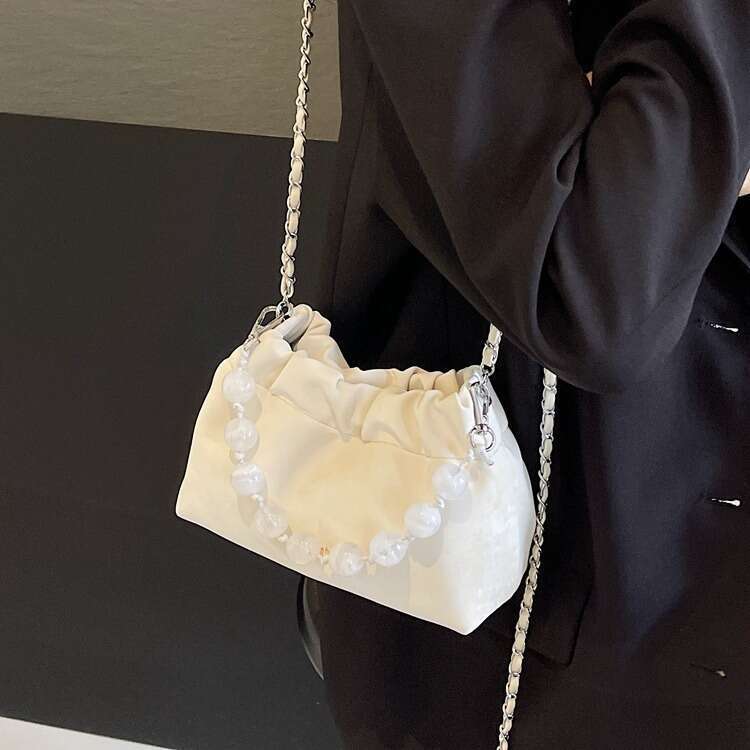 2025 Spring outing new fresh girl series solid color velvet beaded chain strap single shoulder small bucket bag for women