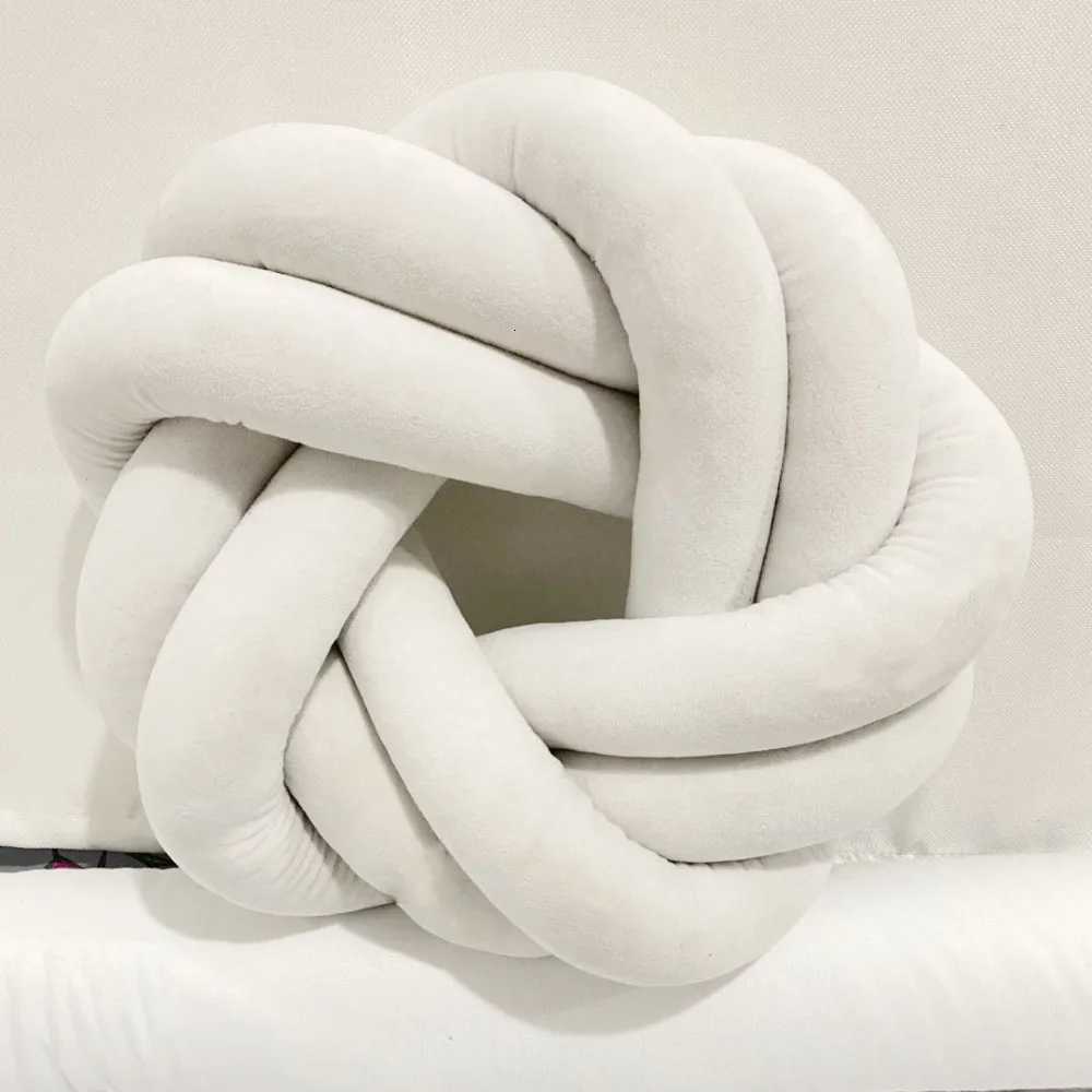 One drop shipping hand-woven round knotted throw sofa hand creative cushion home itemM251119