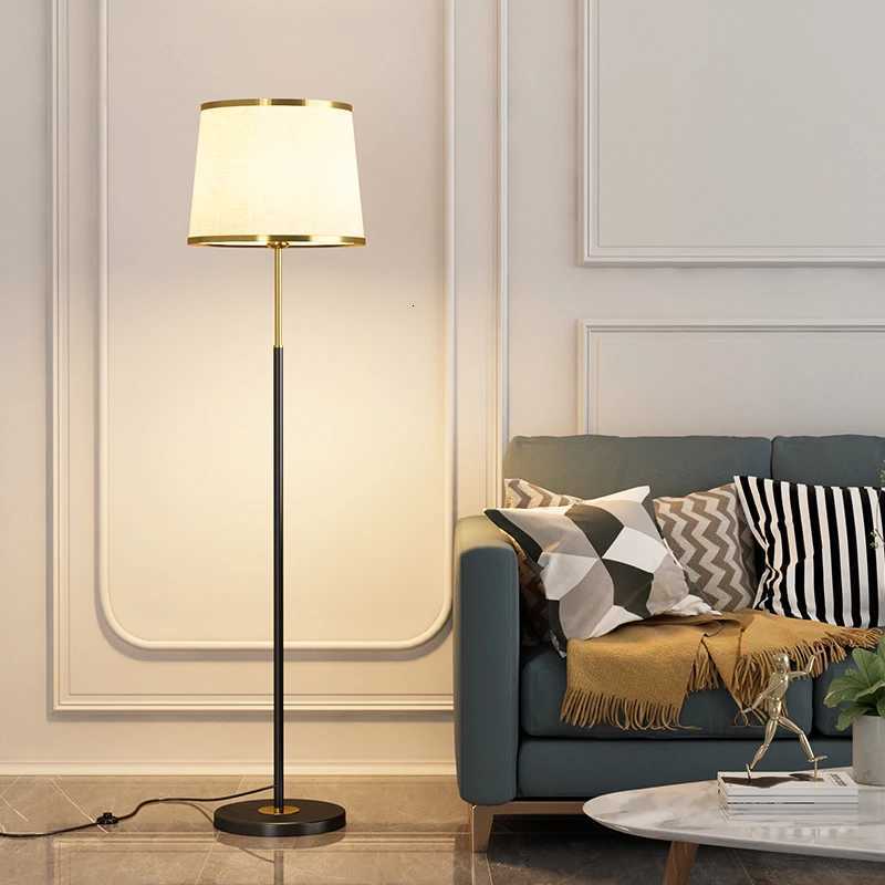 American Living Room Floor Lamp Light Luxury Sofa Edge Lamp Simple Bedroom Bedside Lamp Remote Control Vertical LED Desk Light M251119