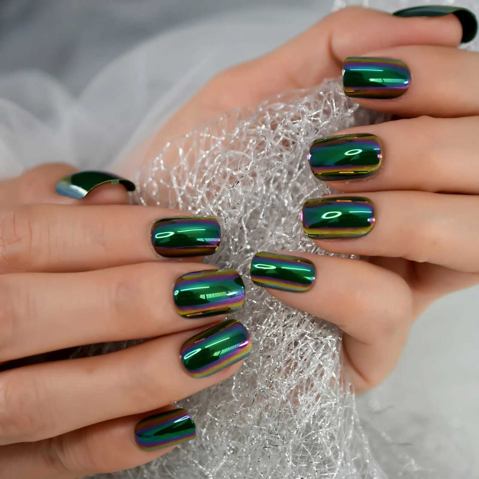 Metallic Press On Fake Nails Green Color Stick On Nails Square Medium Length Fashion Woman Dating PartyT251118T251119