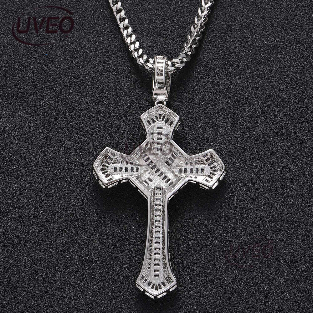 Luxury designer Chic Men Women's Hip Hop Necklace with real gold plated sterling silver and micro-inset ice out vvs Moissanite cross pendant for 
